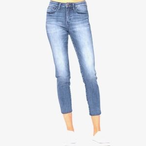 Best 25+ Deals for Grail Jeans | Poshmark